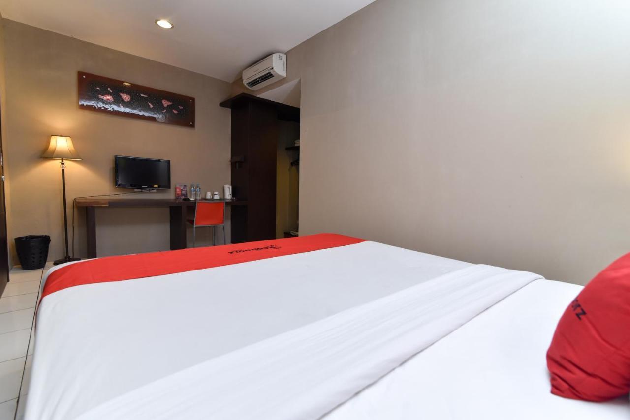 Reddoorz Plus @ Raya Legian 외부 사진