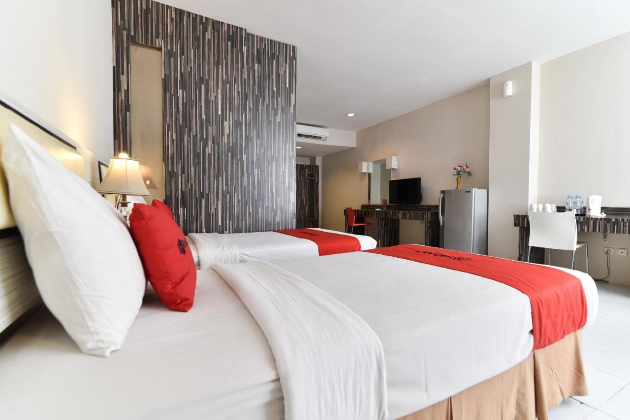 Reddoorz Plus @ Raya Legian 외부 사진